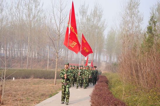 內(nèi)部軍訓(xùn) (4)